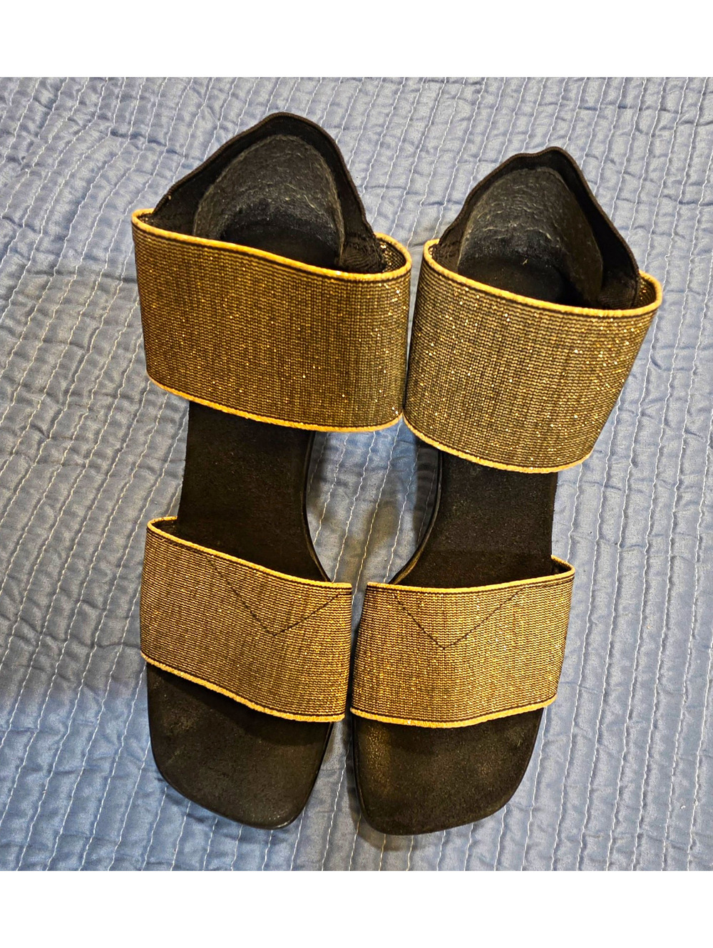 Charleston Shoe Co. Women’s 7 Gold/Black Glitter Strappy Open Toe Heels